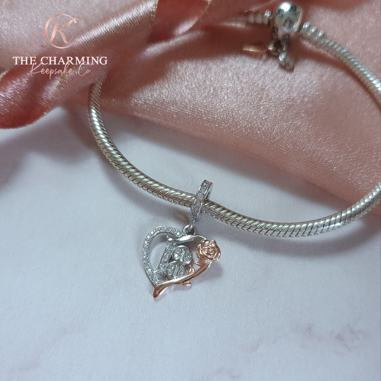 Personalised Swirls & Hearts 18th Birthday Key Charm Bracelet Galaxy  P0102V60 - Silver Island UK